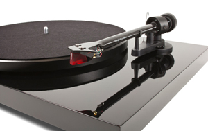 Pro-Ject Debut Carbon