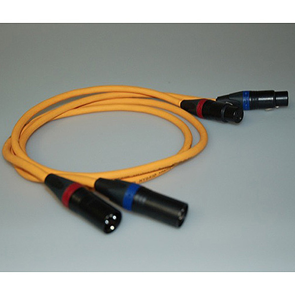 VAN DEN HUL 3T The Mountain Hybrid XLR 1,2 м