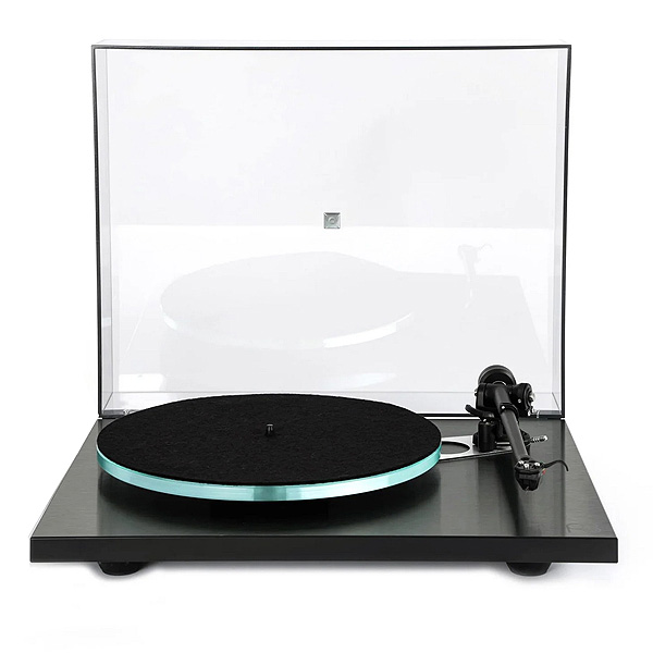 Rega Planar 3 (Nd5) Gloss Black