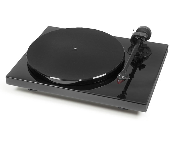 PRO-JECT 1-Xpression Carbon Piano (2M-RED)