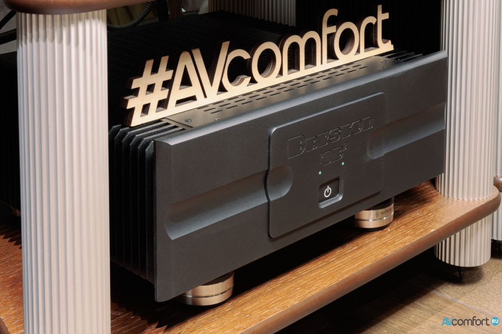 Предусилитель Bryston BR-20 и усилитель мощности Bryston 4B-3 Cubed в AVComfort