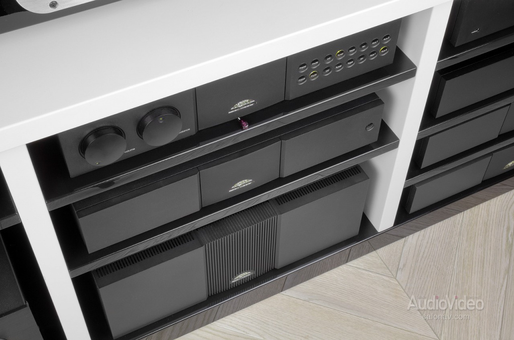 Naim_and_Totem_Acoustic_system_11.jpg