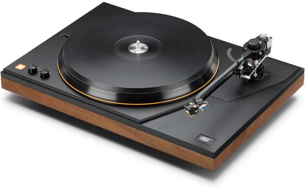 mofi-masterdeck-turntable-1.jpg