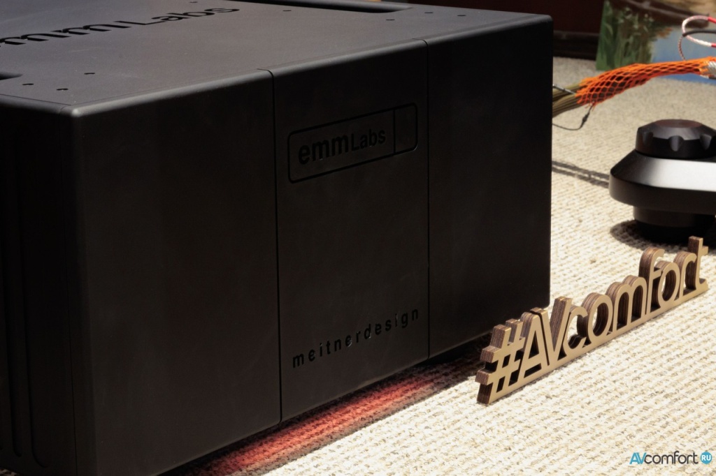 Усилитель мощности EMM Labs MTRX2 V2 Mono Amplifiers в AVComfort.ru