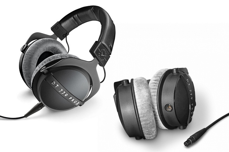 Beyerdynamic_DT_770_PRO_X_Limited_Edition_03.jpg