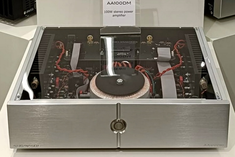 AudioAnalogue_AA100DM.jpg