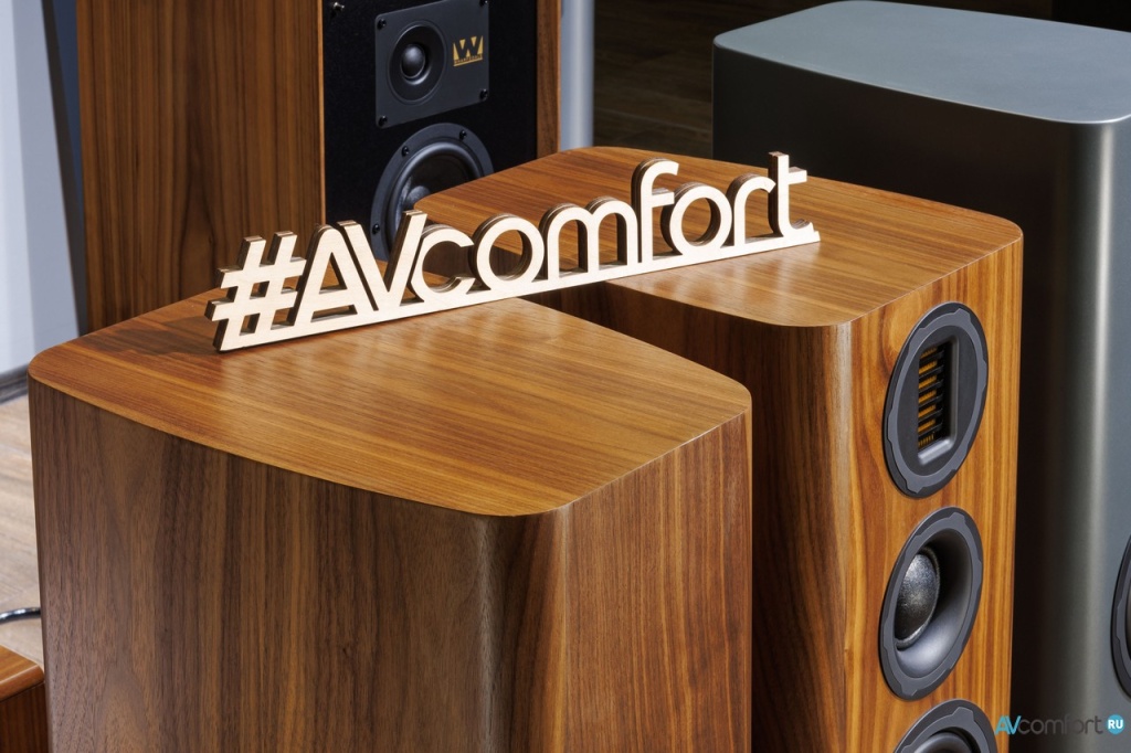 Полочная акустика Wharfedale EVO 5.2 в AVComfort.ru