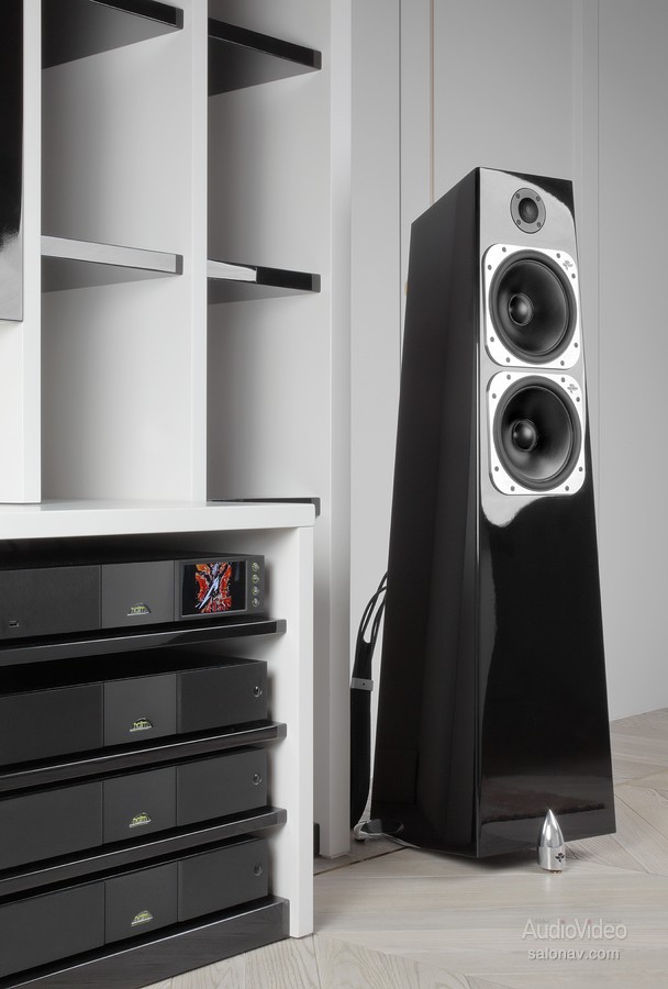 Naim_and_Totem_Acoustic_system_08.jpg