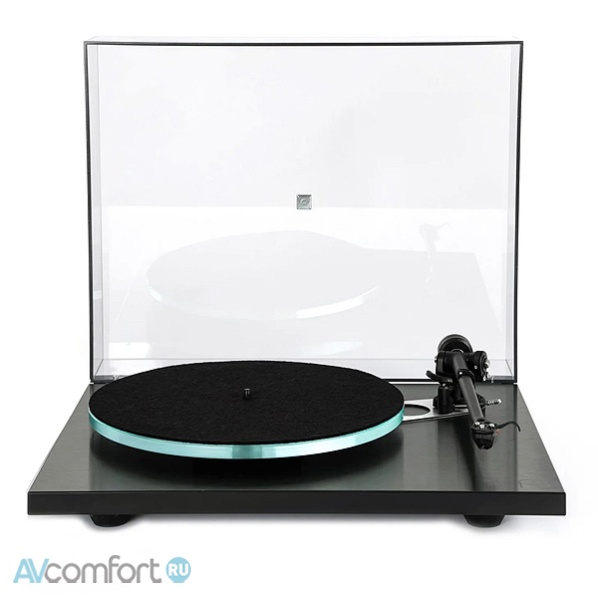 AVComfort, Rega Planar 3 (Nd5) Gloss Black