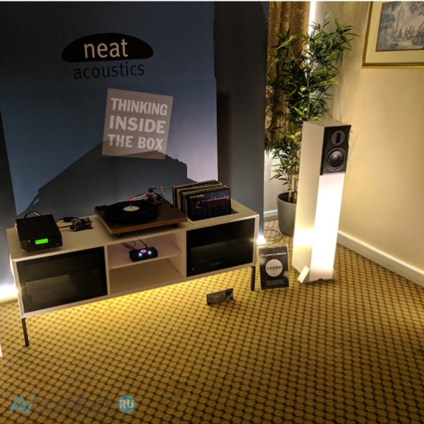 Neat Acoustics Ekstra Satin White