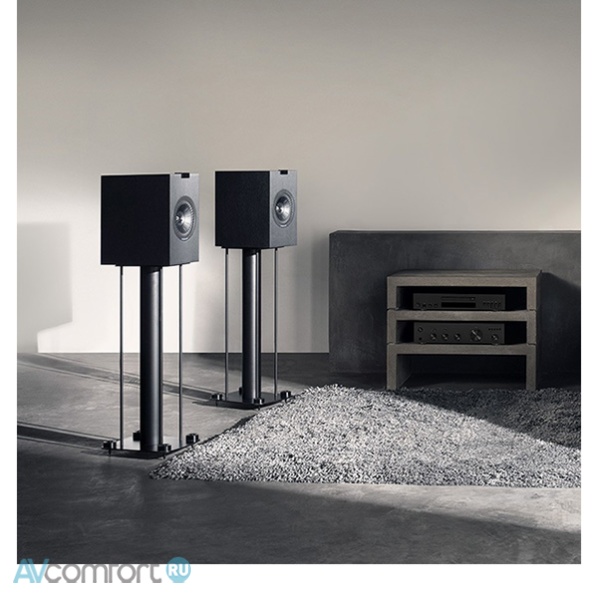 KEF Q150 Walnut