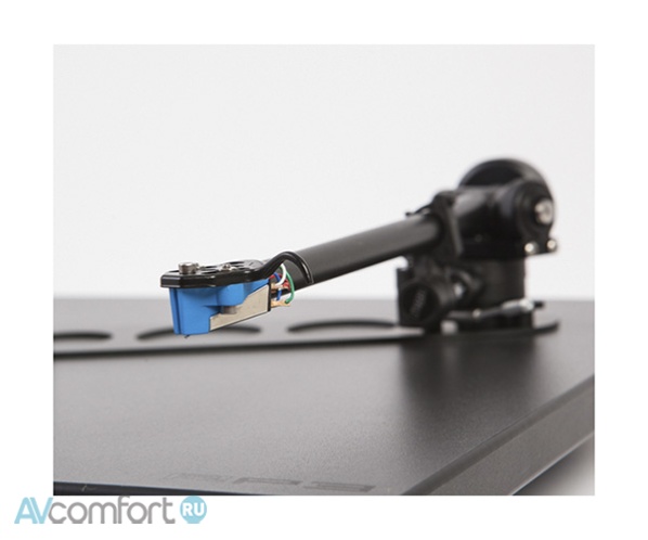 Rega Elys-2