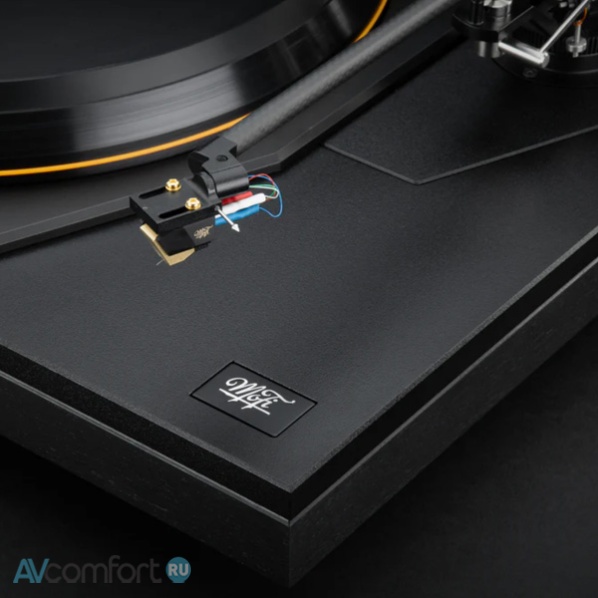 MoFi Electronics Master Deck Walnut