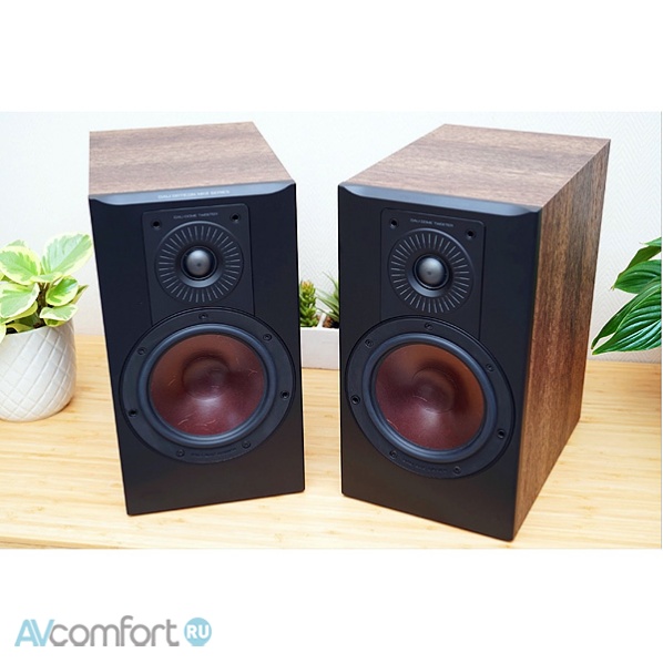 DALI Opticon 2 Mk2 Tobacco Oak