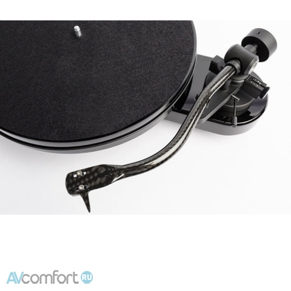 Pro-Ject RPM 3 Carbon Piano Black
