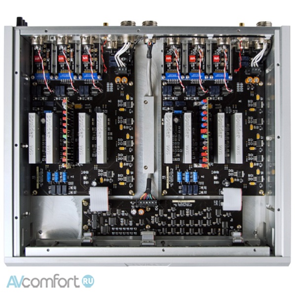 Boulder 2108 Phono Preamplifier Boulder 2108 Phono Preamplifier