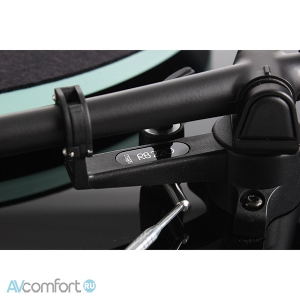 Rega Planar 2 Piano Black (Carbon)