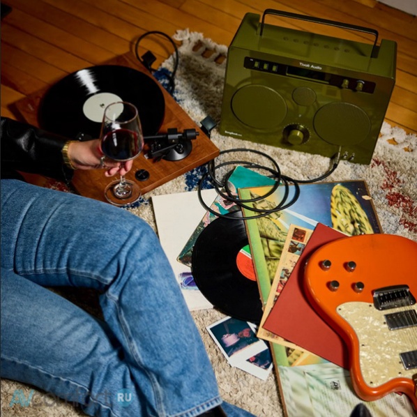 Tivoli Audio SongBook Green
