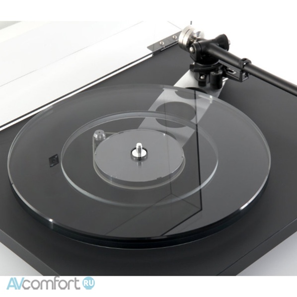 Rega Planar 6 (Ania) Matt Black