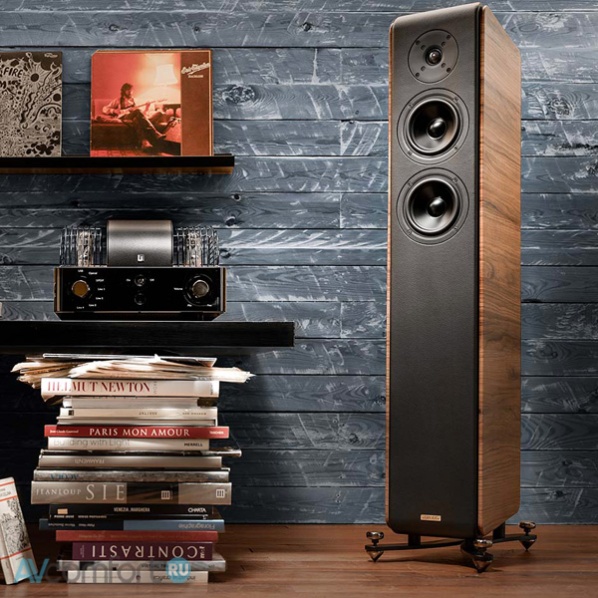 Opera Loudspeakers Grand Mezza V2 Rosewood Opera Loudspeakers Grand Mezza V2 Rosewood