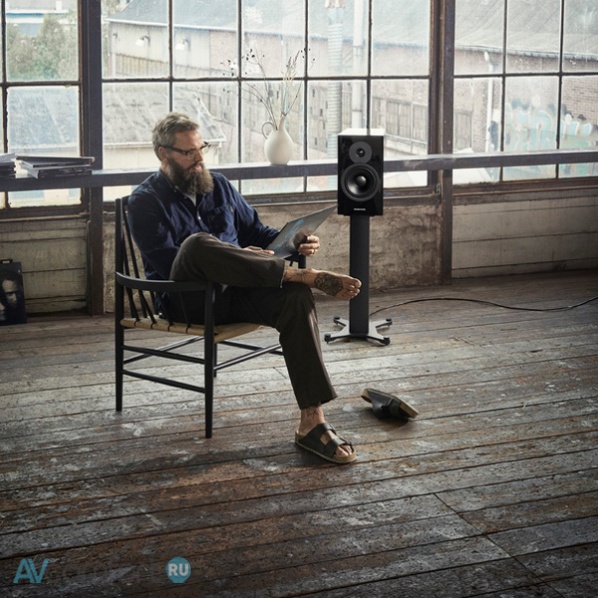 Dynaudio Evoke 20 Black High Gloss Dynaudio Evoke 20 Black High Gloss