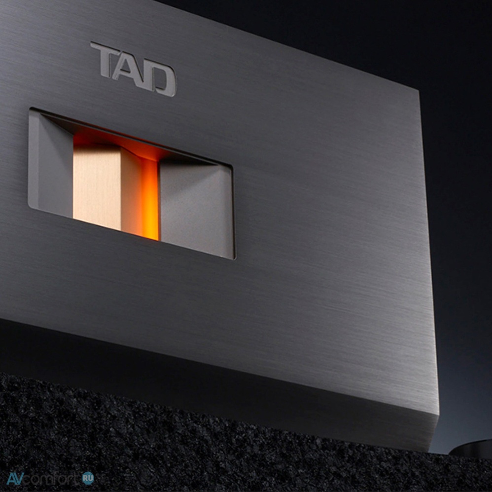 TAD M700