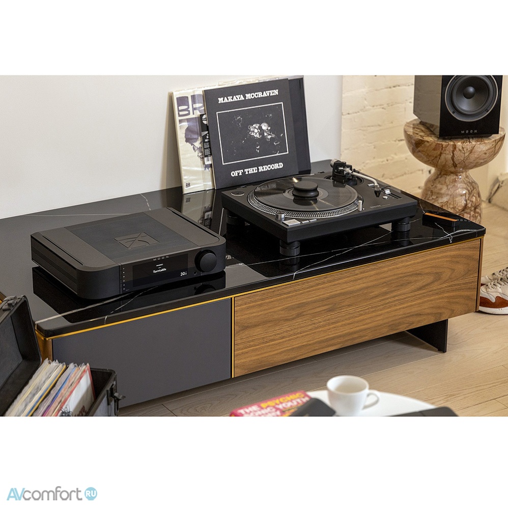 Moon by Simaudio Compass 341 Black