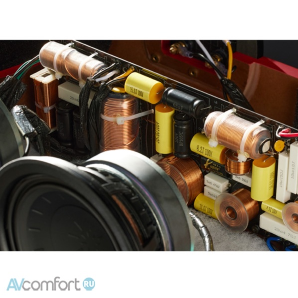 T+A Criterion S 240 Makassar