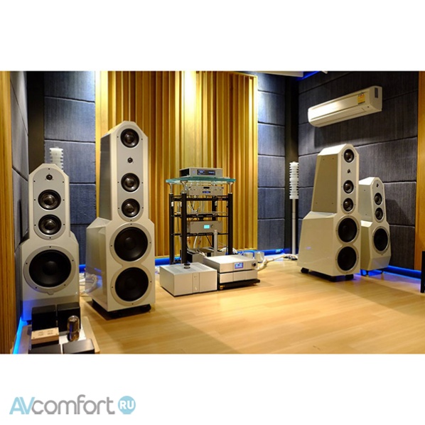 EgglestonWorks The Savoy Signature Special Edition Black