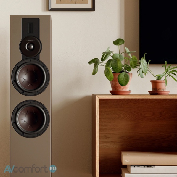 DALI Sonik 7 Natural Oak