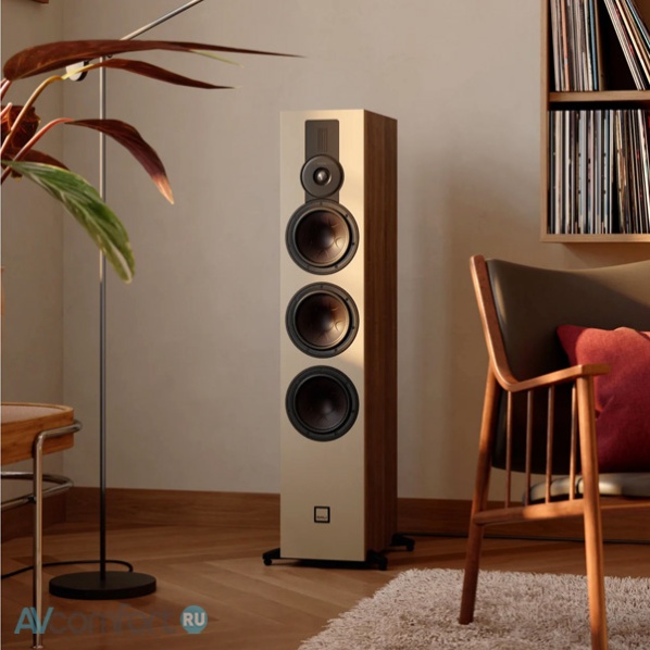 DALI Sonik 9 Natural Oak