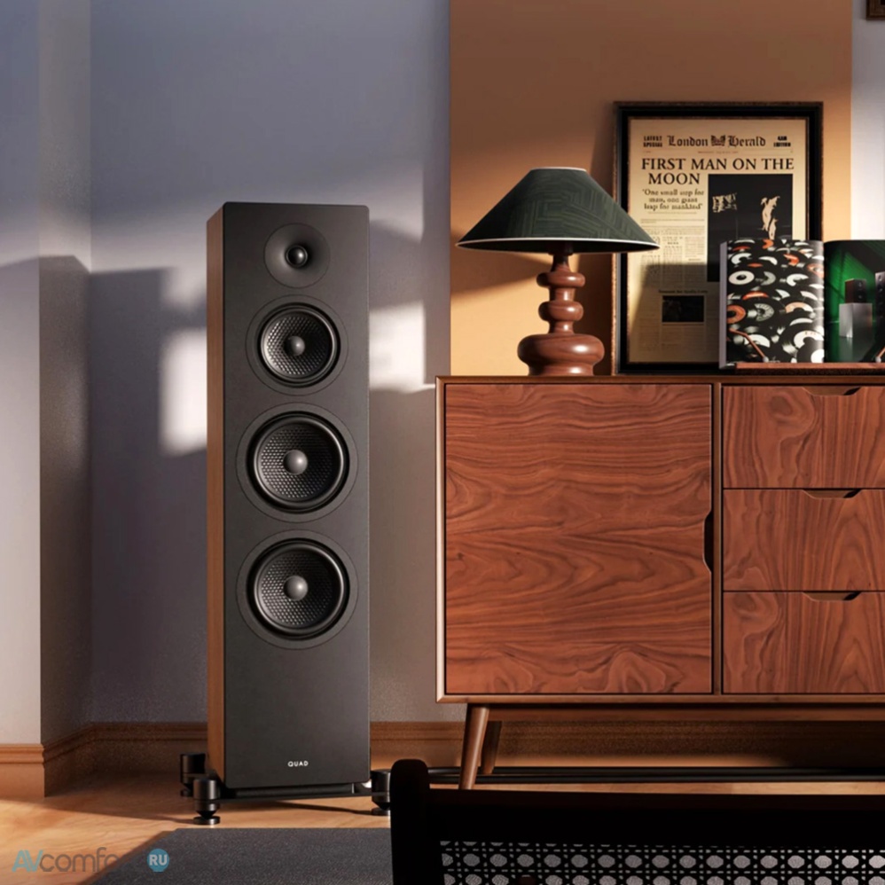 Quad Elegan 2 Walnut