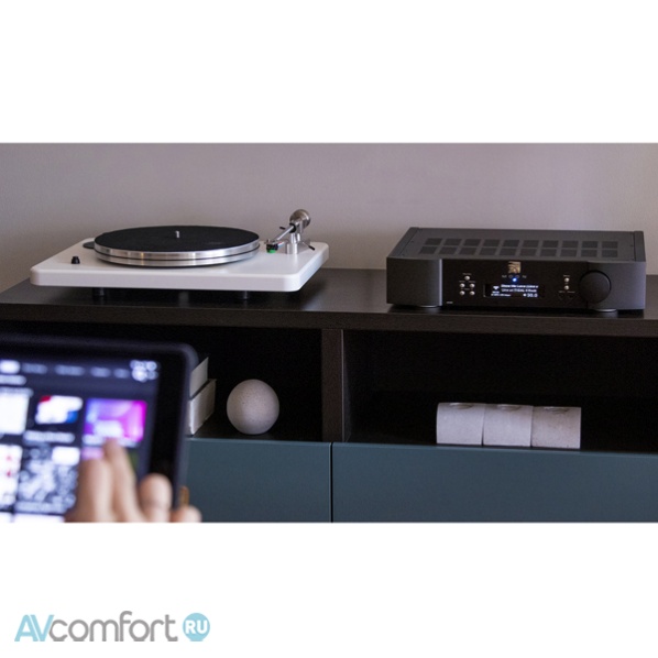 Moon by Simaudio ACE Black