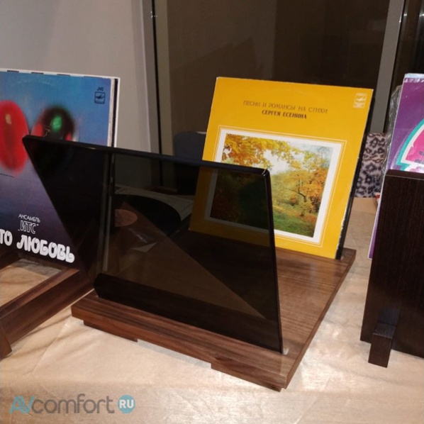 VOXMODULE Vinyl Stand - 07 Walnut