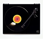 REGA Planar 2 (Nd3) Gloss Black